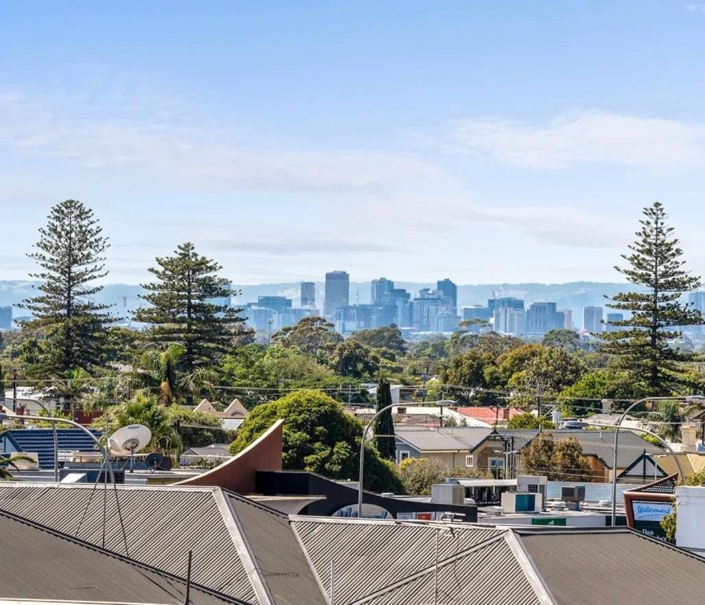 Glenelg Oasis, Pool, Gym, Spa & Sauna, Free Parking, City Views Exterior photo