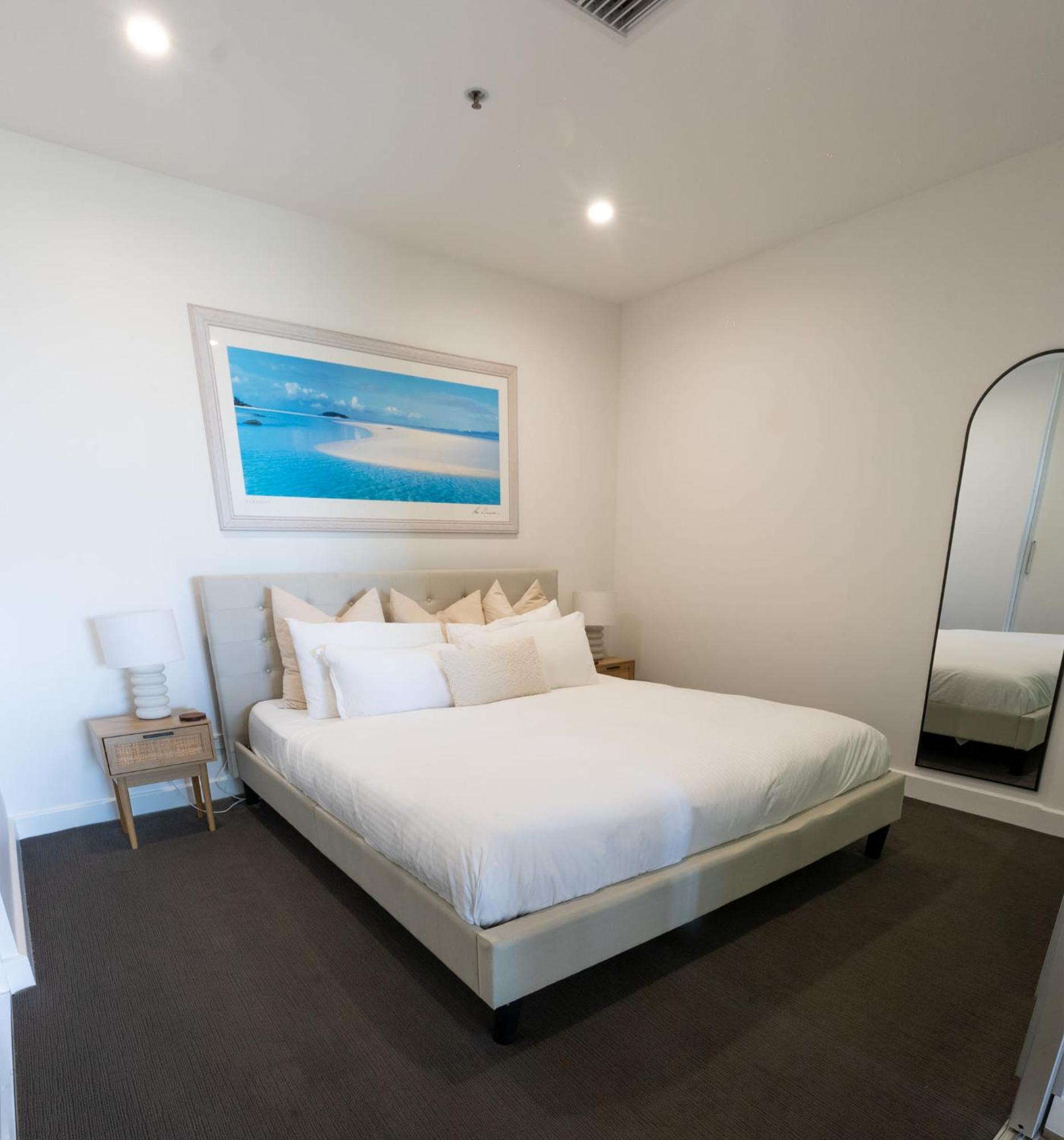 Glenelg Oasis, Pool, Gym, Spa & Sauna, Free Parking, City Views Exterior photo