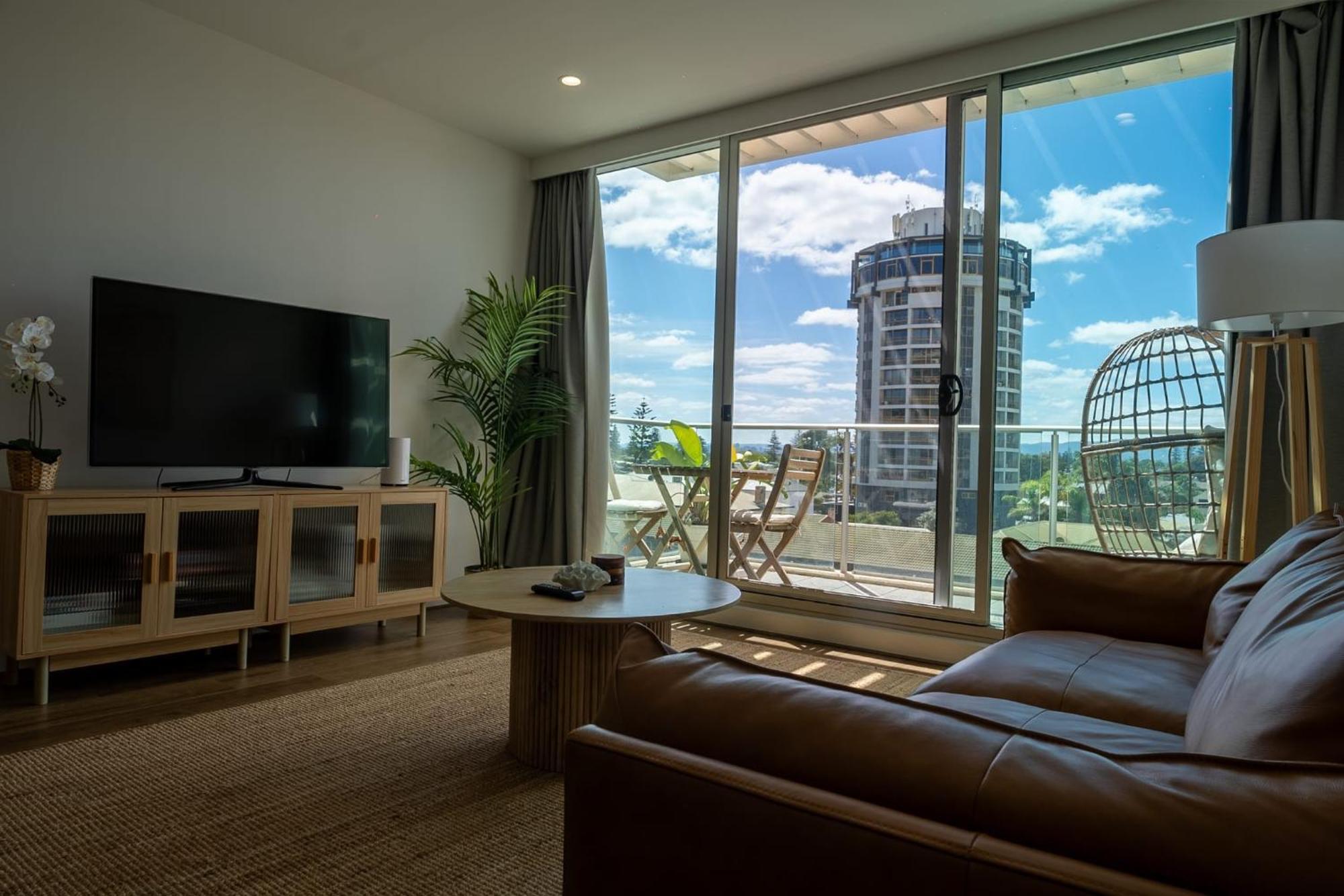Glenelg Oasis, Pool, Gym, Spa & Sauna, Free Parking, City Views Exterior photo
